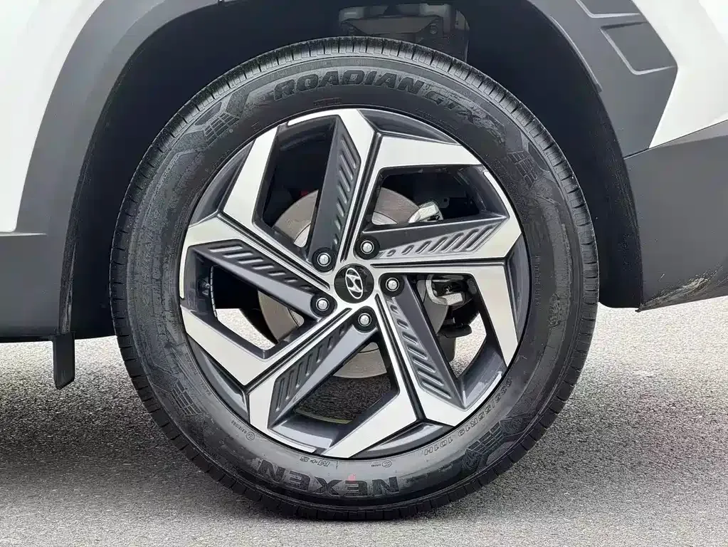 Hyundai Tucson 2024 из CN, фото 8