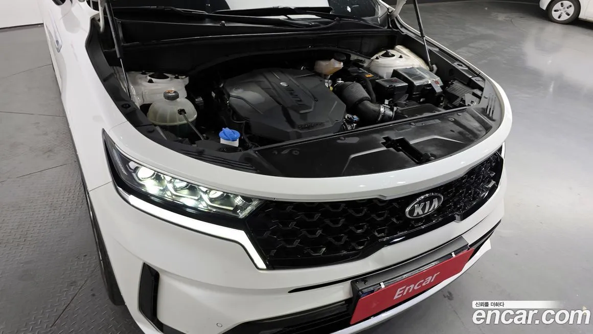 Kia Sorento — фото 6