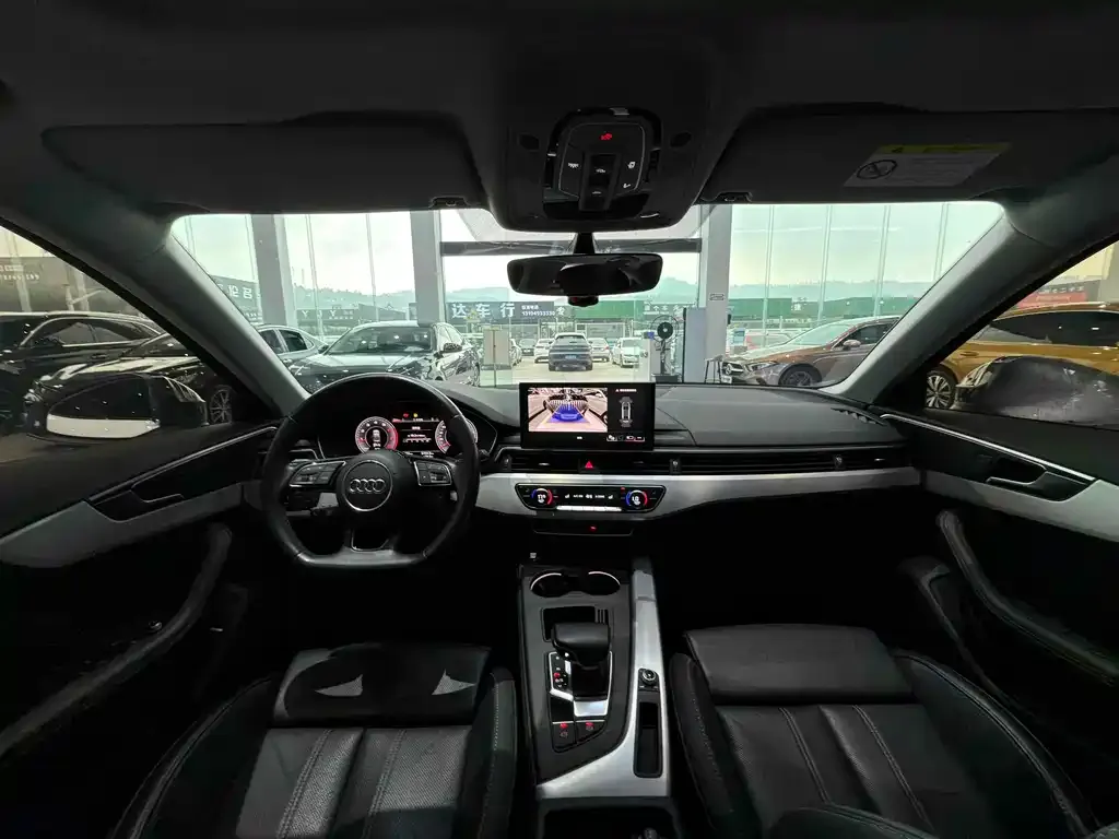 Audi A4L 2022 из CN, фото 8