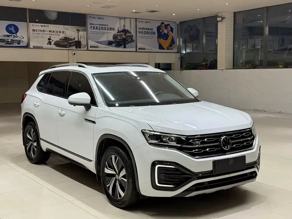 Volkswagen GTE PHEV 2022 из CN, фото 3