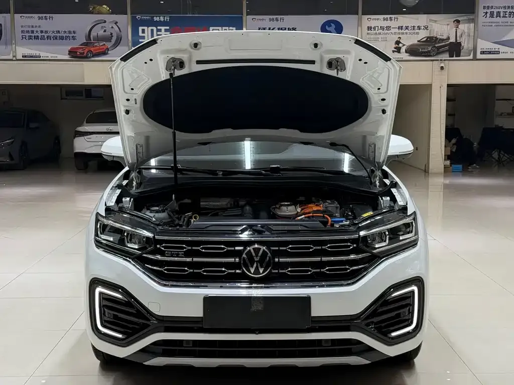 Volkswagen GTE PHEV 2022 из CN, фото 7