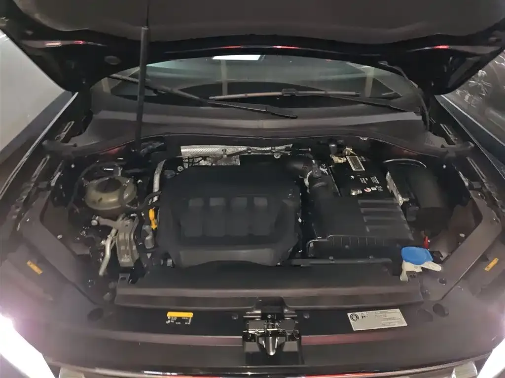 Volkswagen Tiguan L 2021 из CN, фото 10