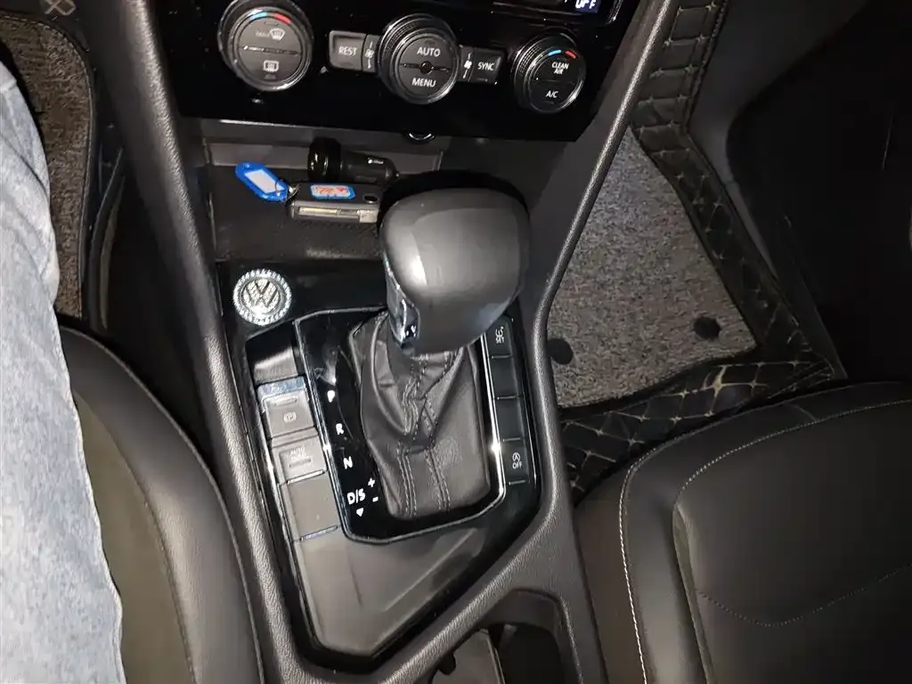 Volkswagen Tiguan L 2021 из CN, фото 6