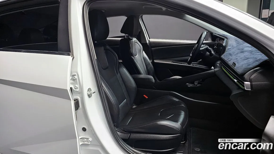 Hyundai AVANTE — фото 10