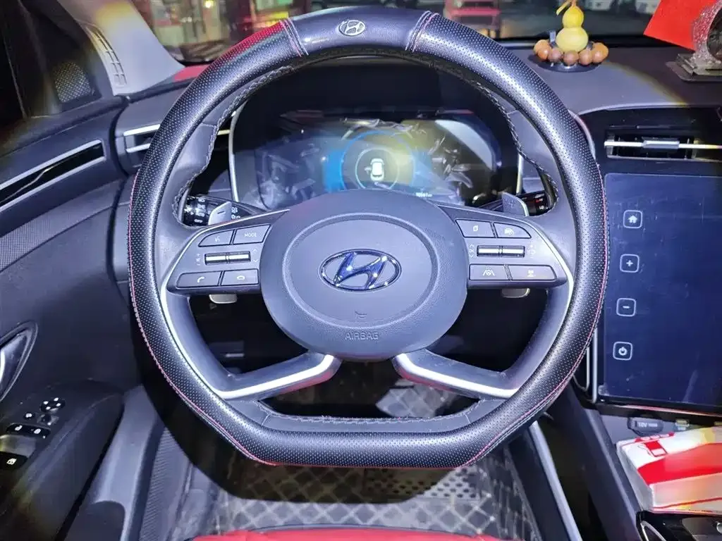 Hyundai Tucson 2023 из CN, фото 3