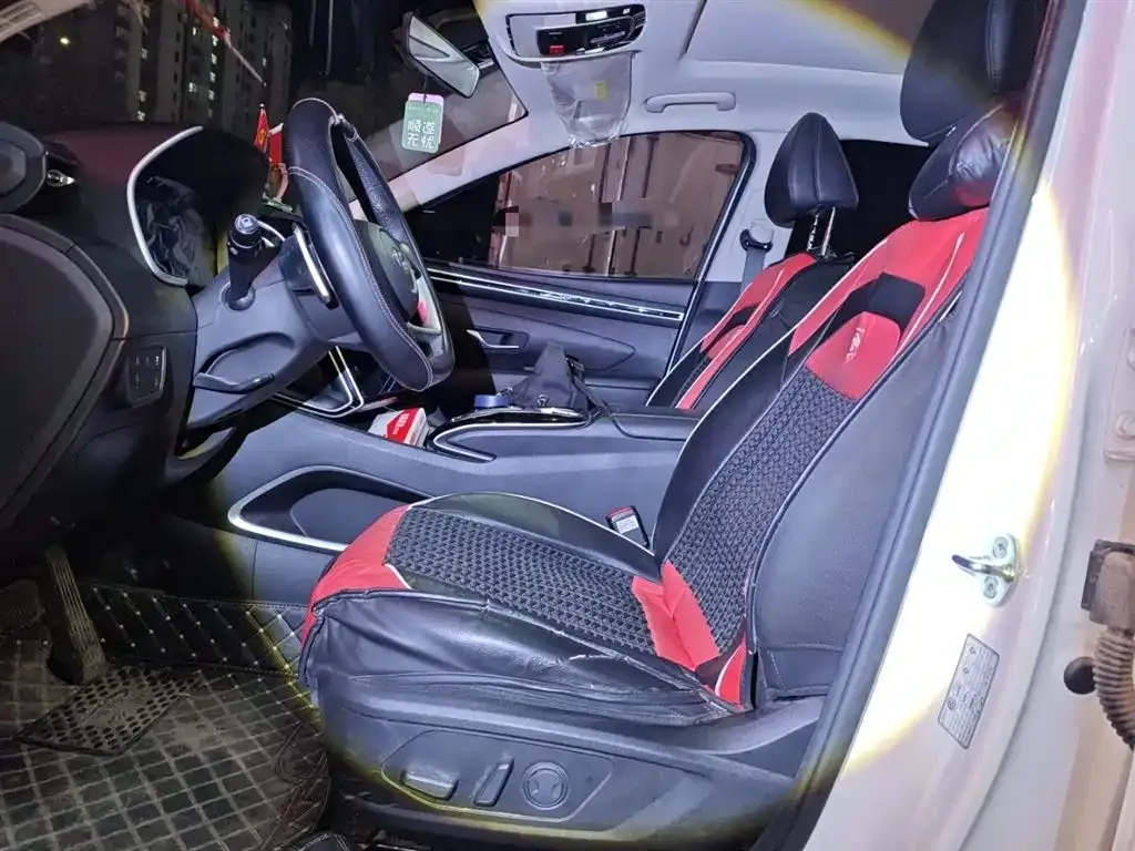 Hyundai Tucson 2023 из CN, фото 8