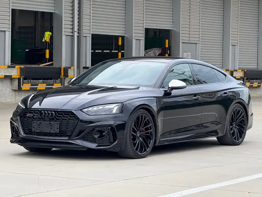 Audi RS 5 2023 из CN, фото 1