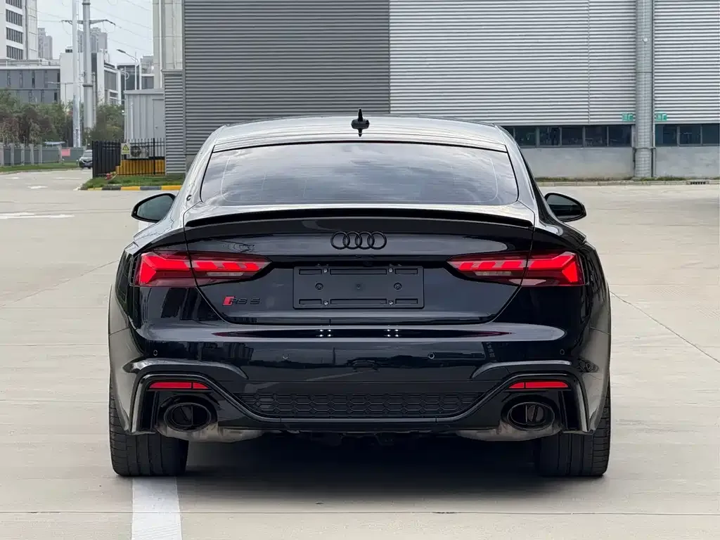 Audi RS 5 2023 из CN, фото 5
