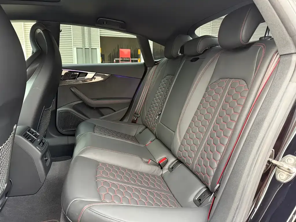 Audi RS 5 2023 из CN, фото 9