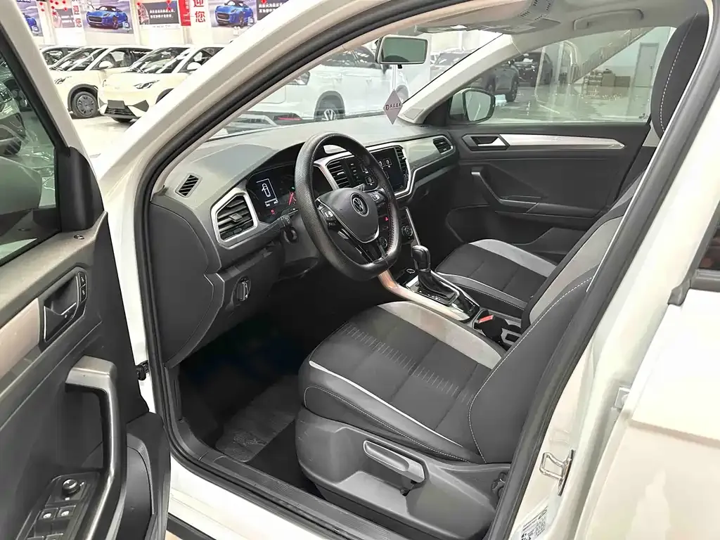 Volkswagen T-Roc 2022 из CN, фото 5