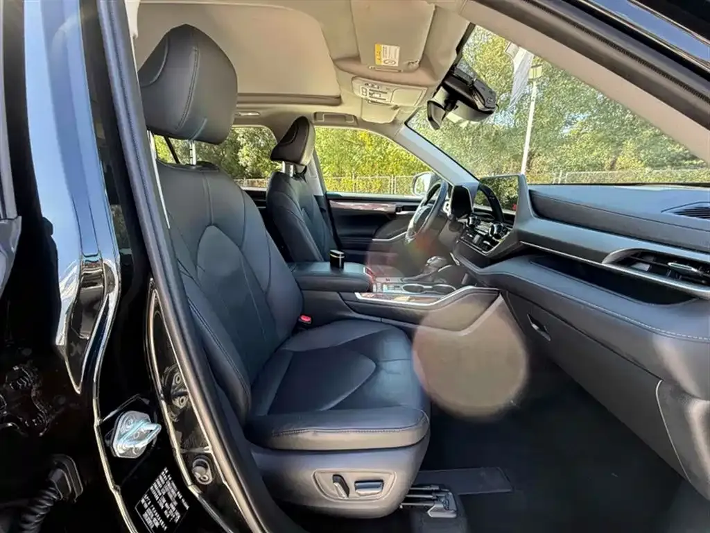 Toyota Highlander 2024 из CN, фото 3