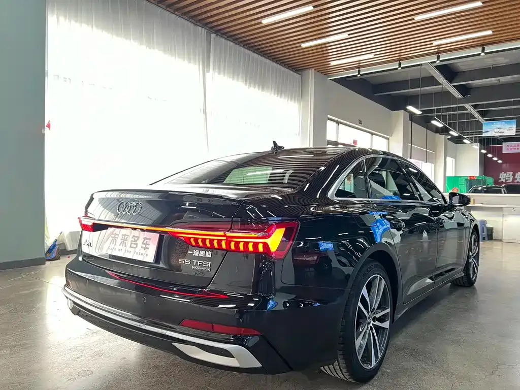 Audi A6L 2025 из CN, фото 6