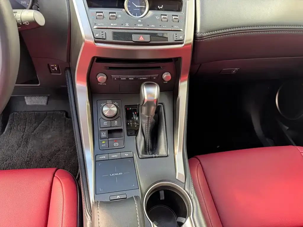 Lexus NX 2021 из CN, фото 10