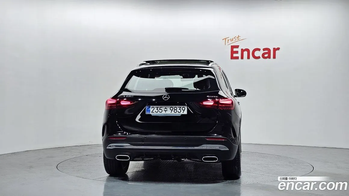 Mercedes-Benz GLA-Class — фото 4