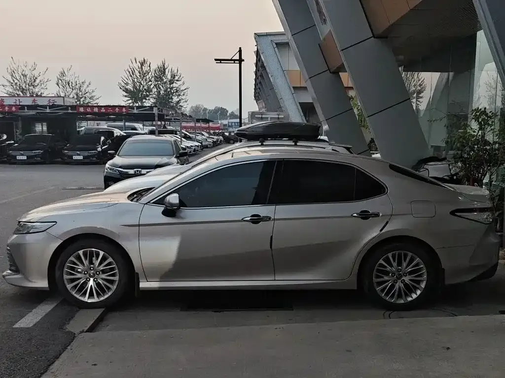 Toyota Camry 2022 из CN, фото 3