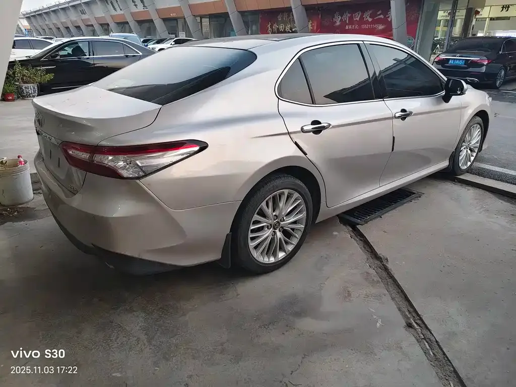 Toyota Camry 2022 из CN, фото 4
