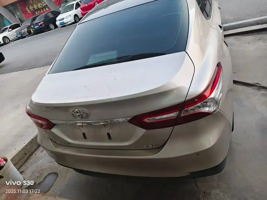 Toyota Camry 2022 из CN, фото 5