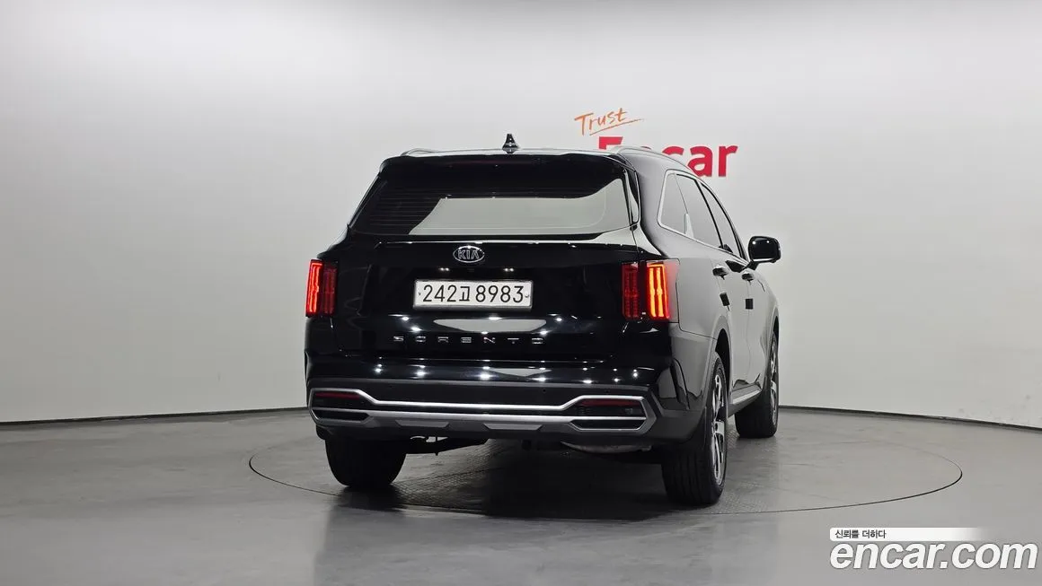 Kia Sorento — фото 4