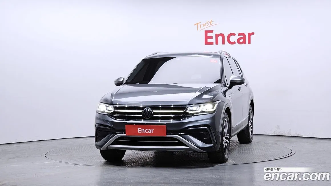 Volkswagen Tiguan — фото 3