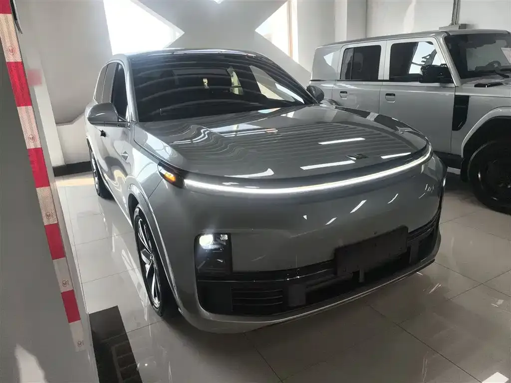 Li Auto L8 2023 из CN, фото 4