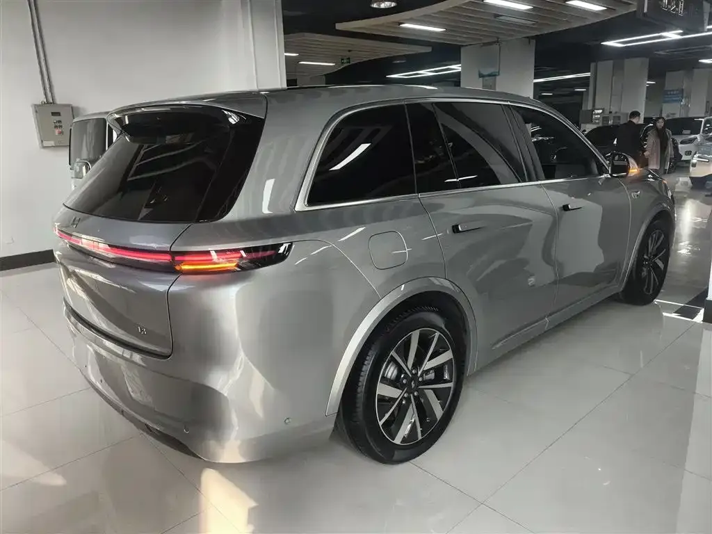 Li Auto L8 2023 из CN, фото 7