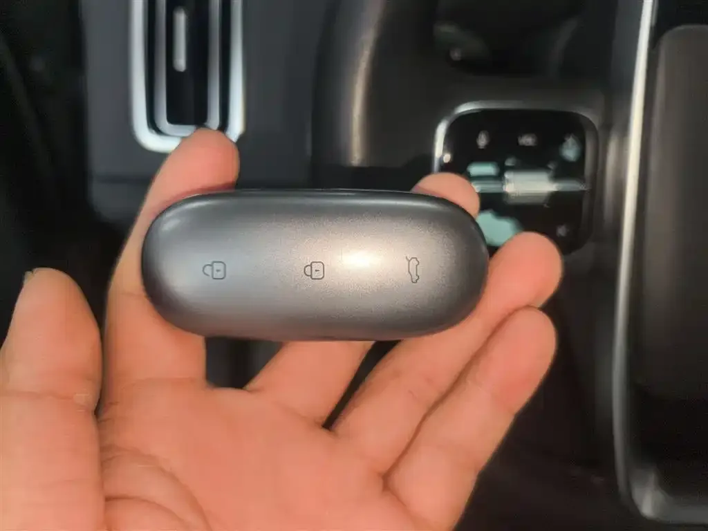 Li Auto L8 2023 из CN, фото 9
