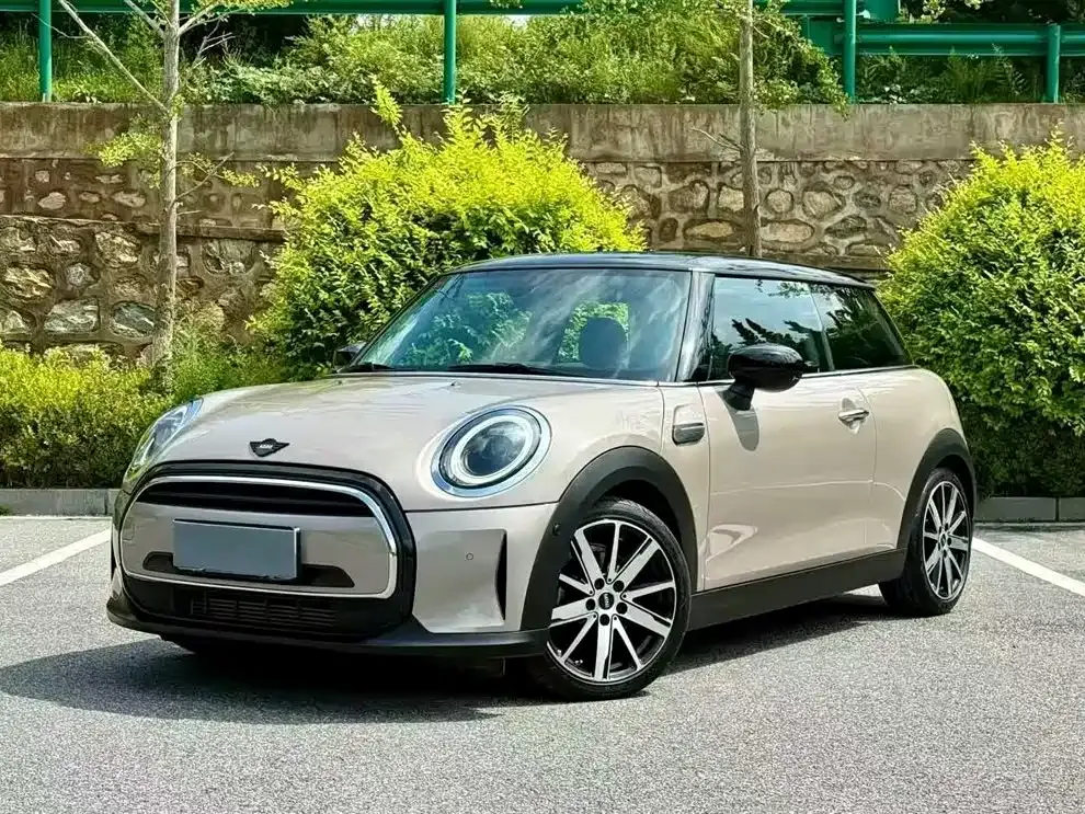MINI Cooper (3-door) 2022 из CN, фото 1