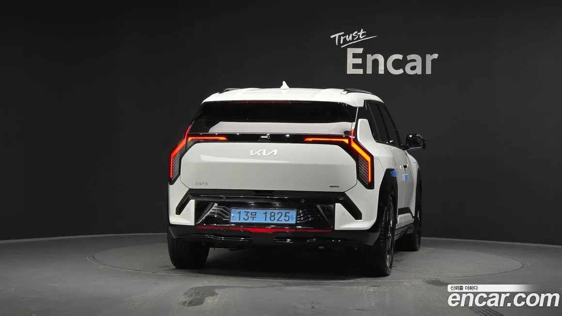 Kia EV3 — фото 4