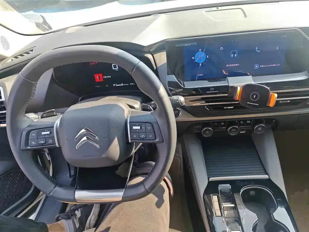 Citroen C5 X 2024 из CN, фото 10