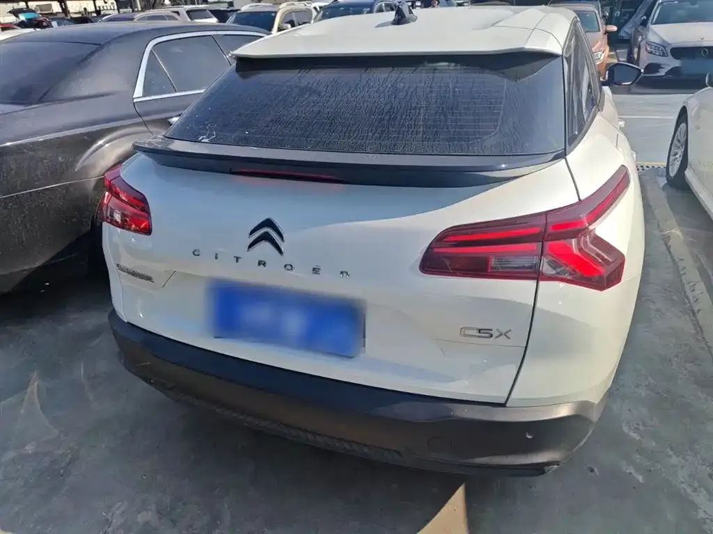 Citroen C5 X 2024 из CN, фото 6