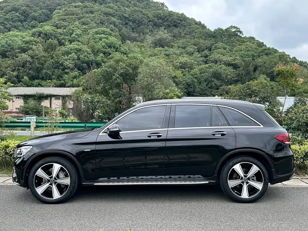 Mercedes-Benz GLC 2023 из CN, фото 3
