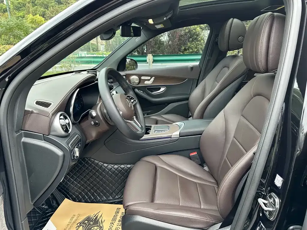 Mercedes-Benz GLC 2023 из CN, фото 4