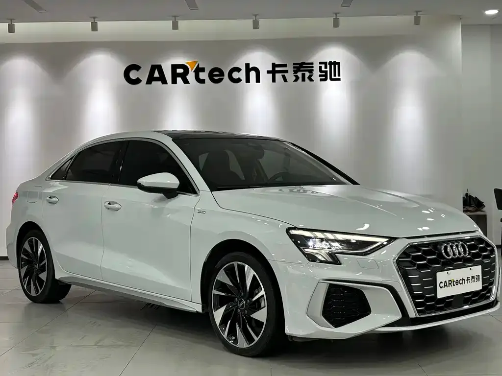 Audi A3 2023 из CN, фото 7