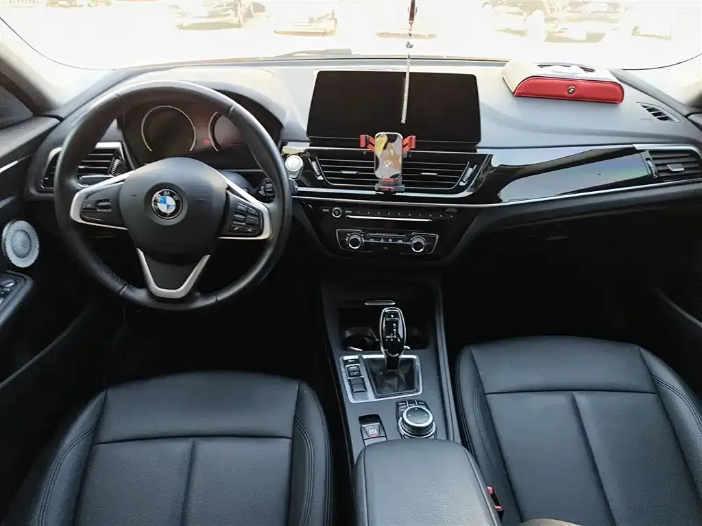 BMW 1 Series 2022 из CN, фото 10