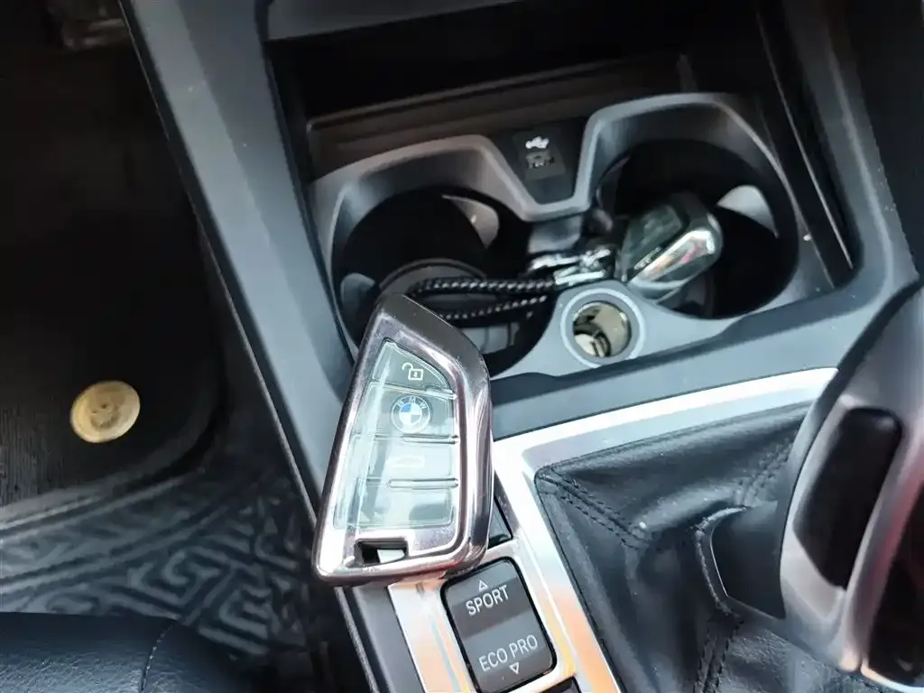 BMW 1 Series 2022 из CN, фото 9