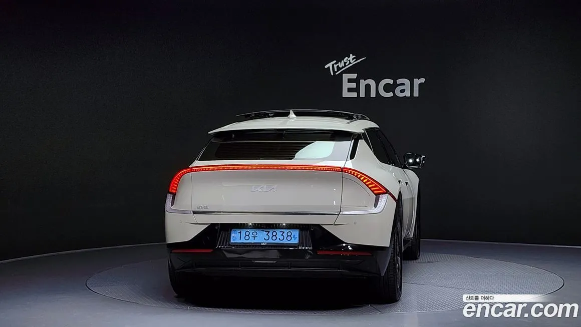 Kia EV6 — фото 4