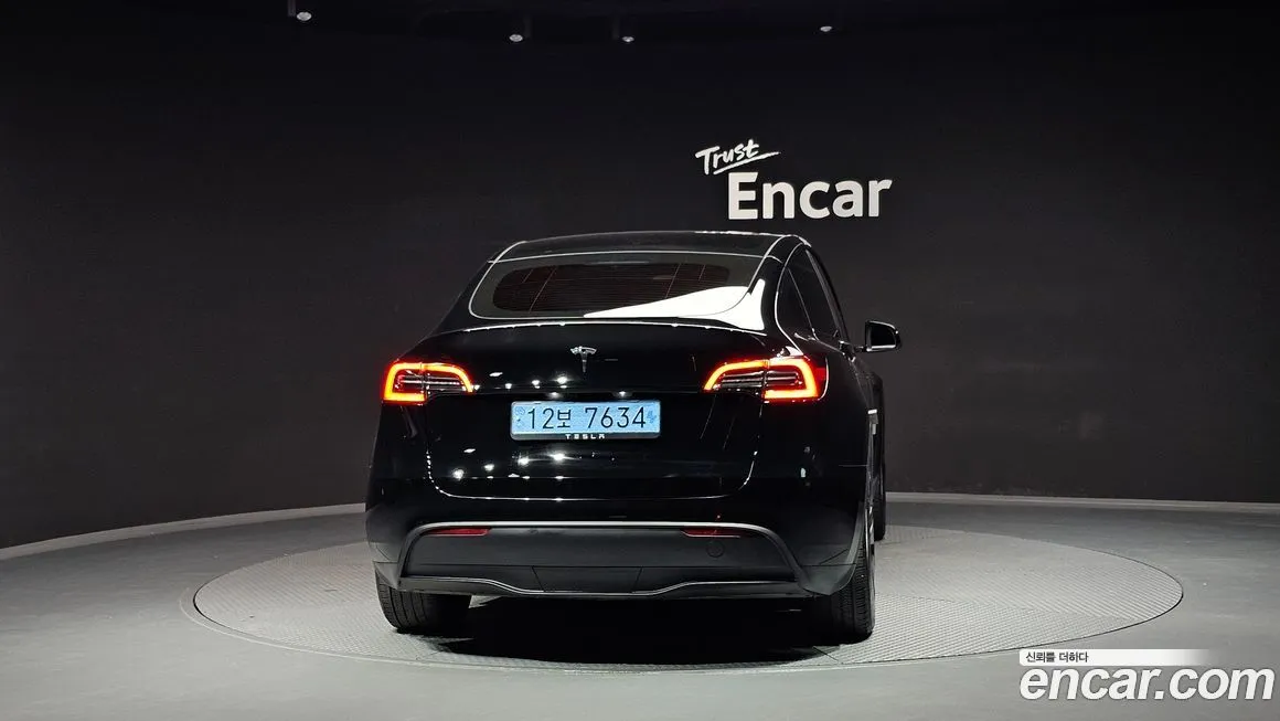 Tesla Model Y — фото 4