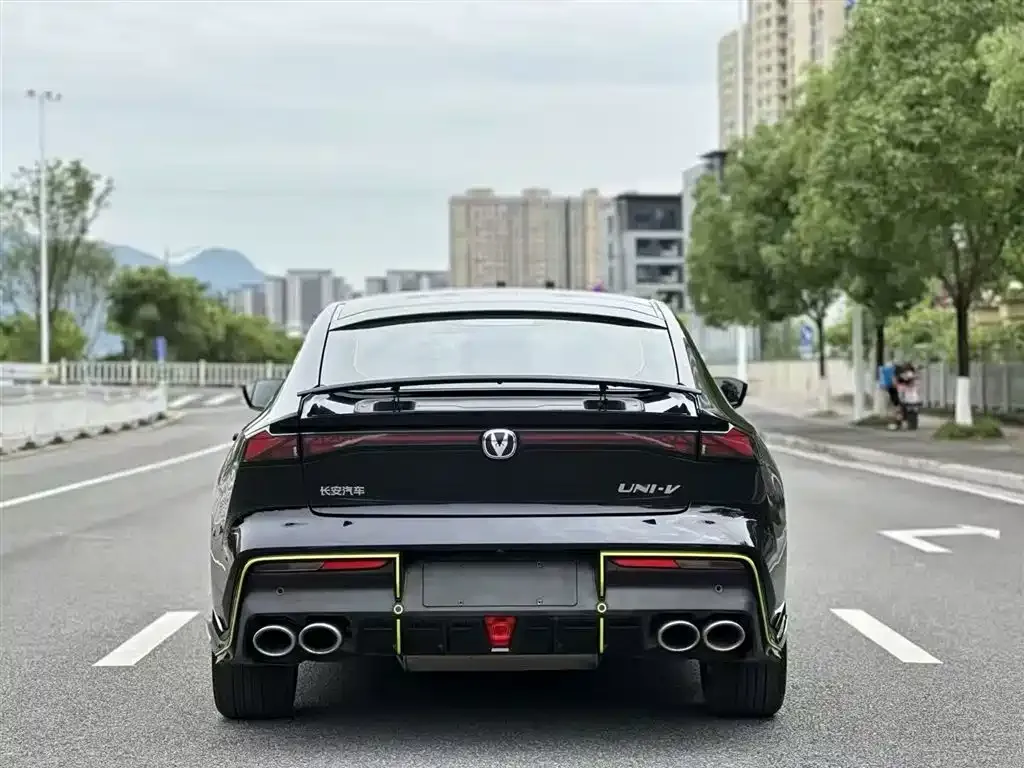 Changan UNI-V 2023 из CN, фото 7