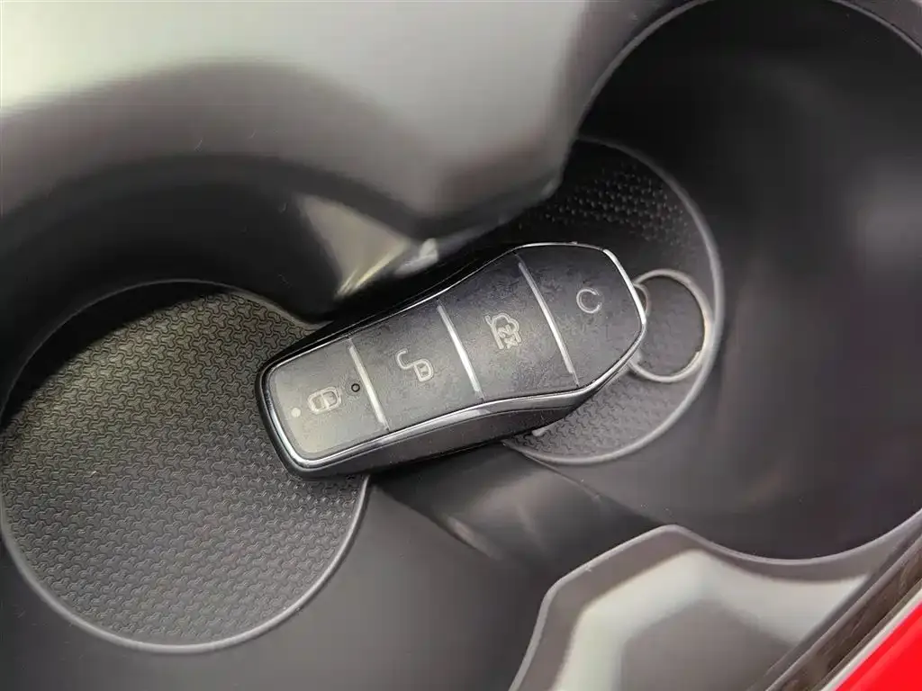 BYD Qin PLUS 2025 из CN, фото 9