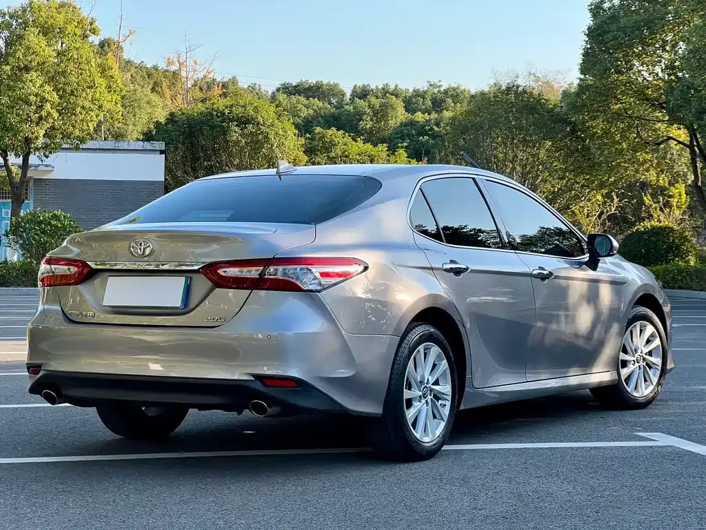Toyota Camry 2022 из CN, фото 6