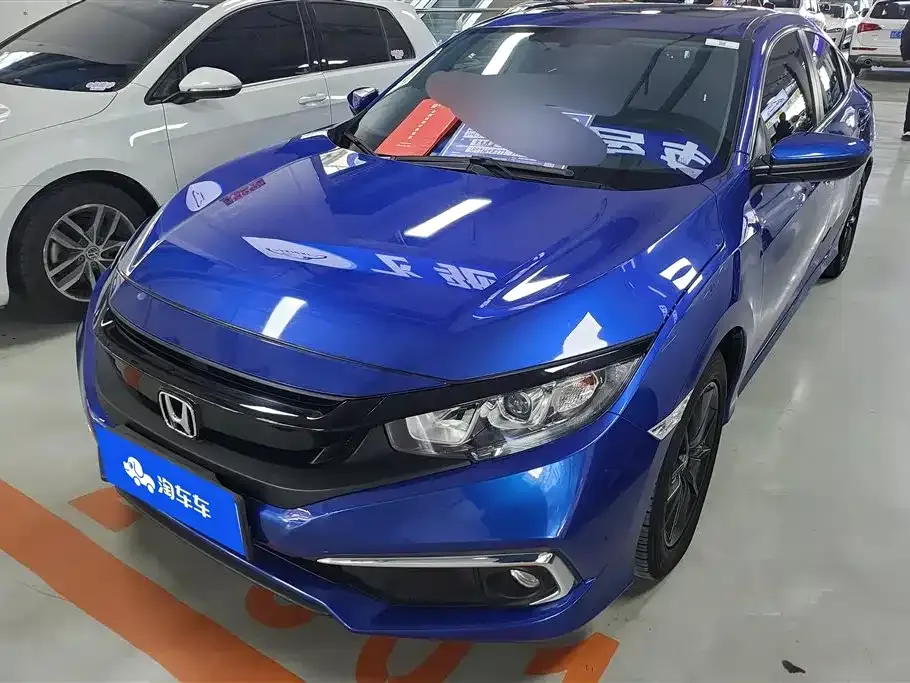 Honda Civic — фото 1