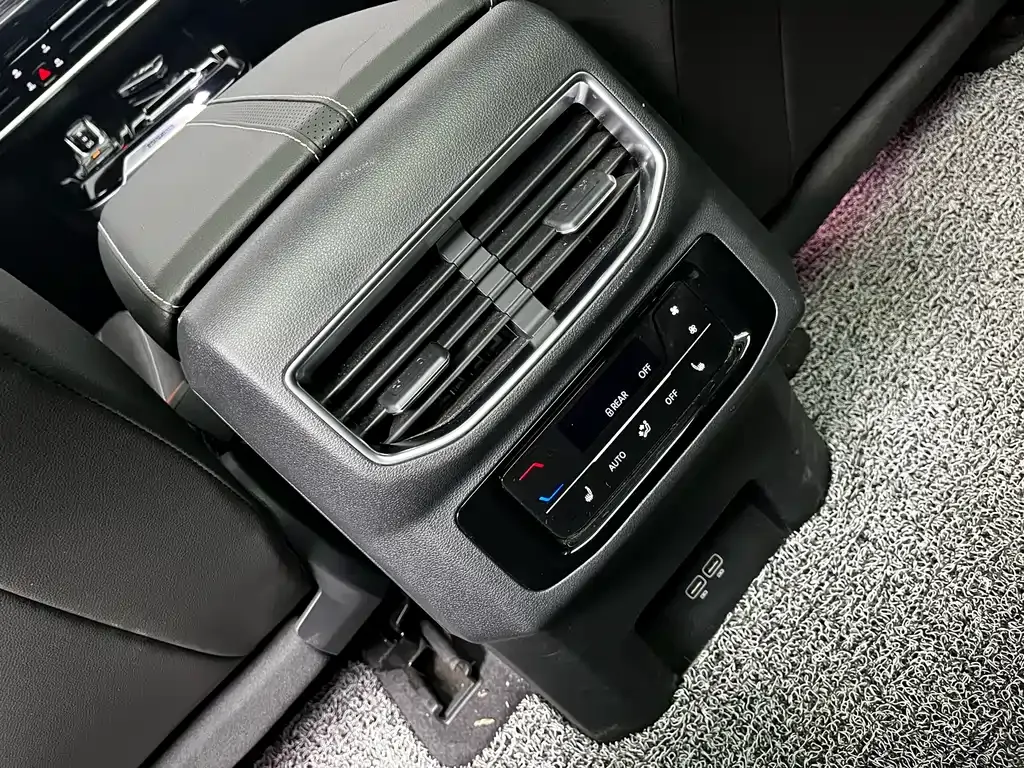 Volkswagen Talagon 2023 из CN, фото 7