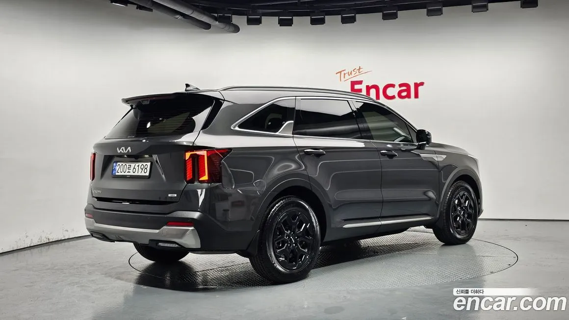 Kia Sorento — фото 2