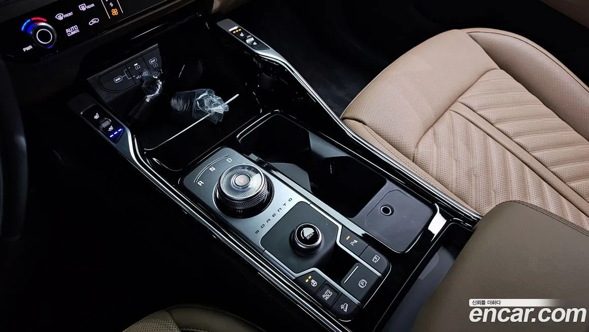 Kia Sorento — фото 9