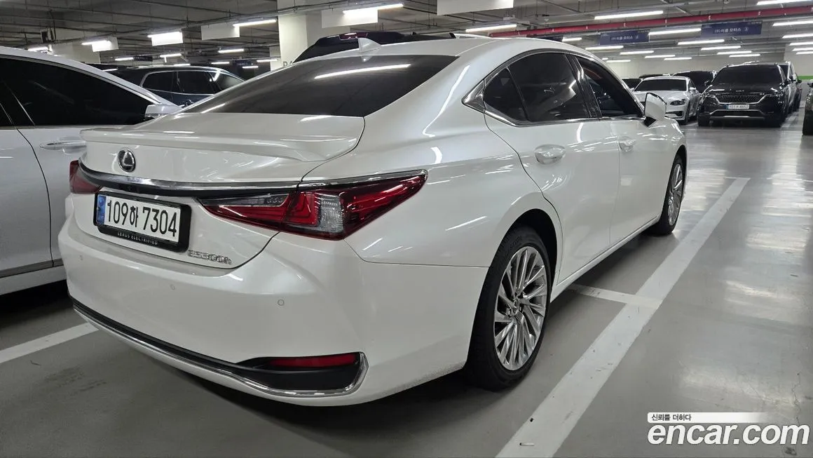 Lexus ES 2024 из KR, фото 3