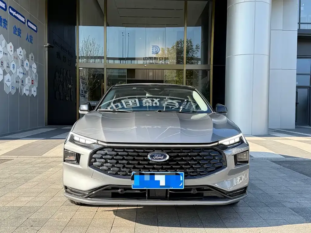 Ford Mondeo 2024 из CN, фото 2