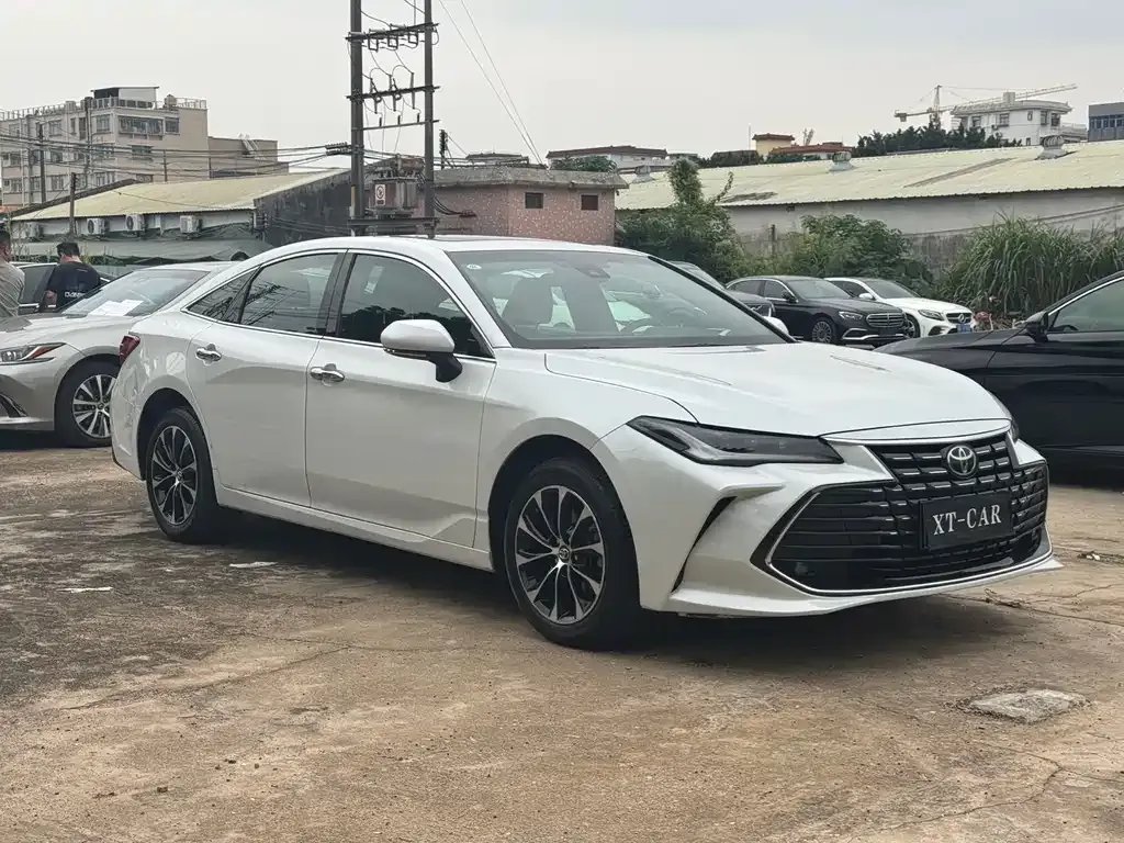 Toyota Avalon 2023 из CN, фото 3