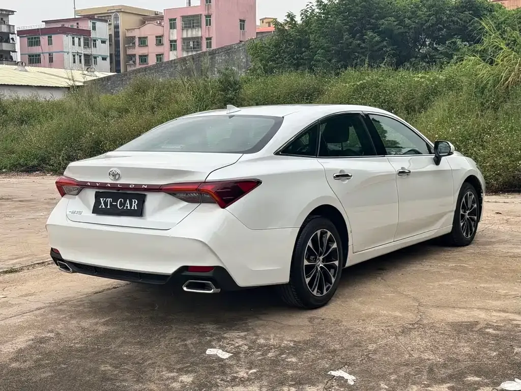 Toyota Avalon 2023 из CN, фото 6