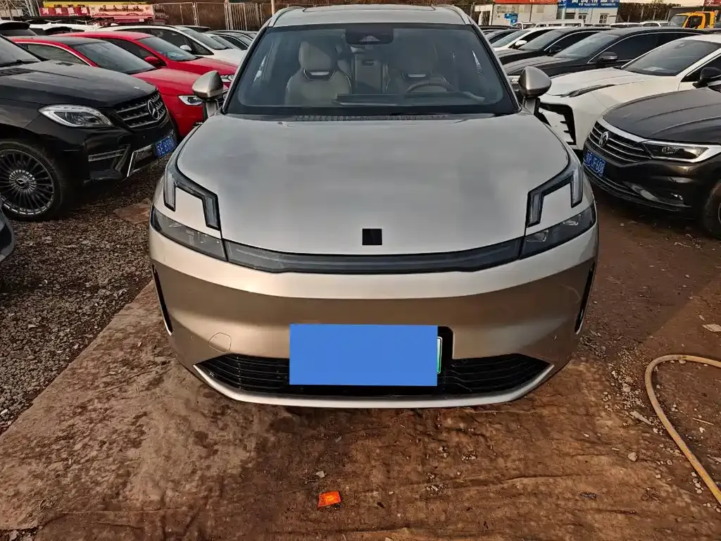 Lynk & Co 08 EM-P 2024 из CN, фото 2