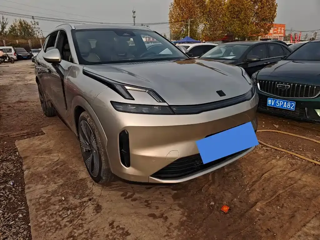 Lynk & Co 08 EM-P 2024 из CN, фото 3